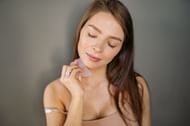Benefits of Gua Sha for Your Health and Beauty (Image via Pexels/Yan Krukau)